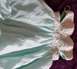 Beautiful dress can be used for prom or sweet 16